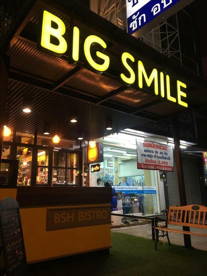 Hotel Big Smile Bangkok Exteriér fotografie
